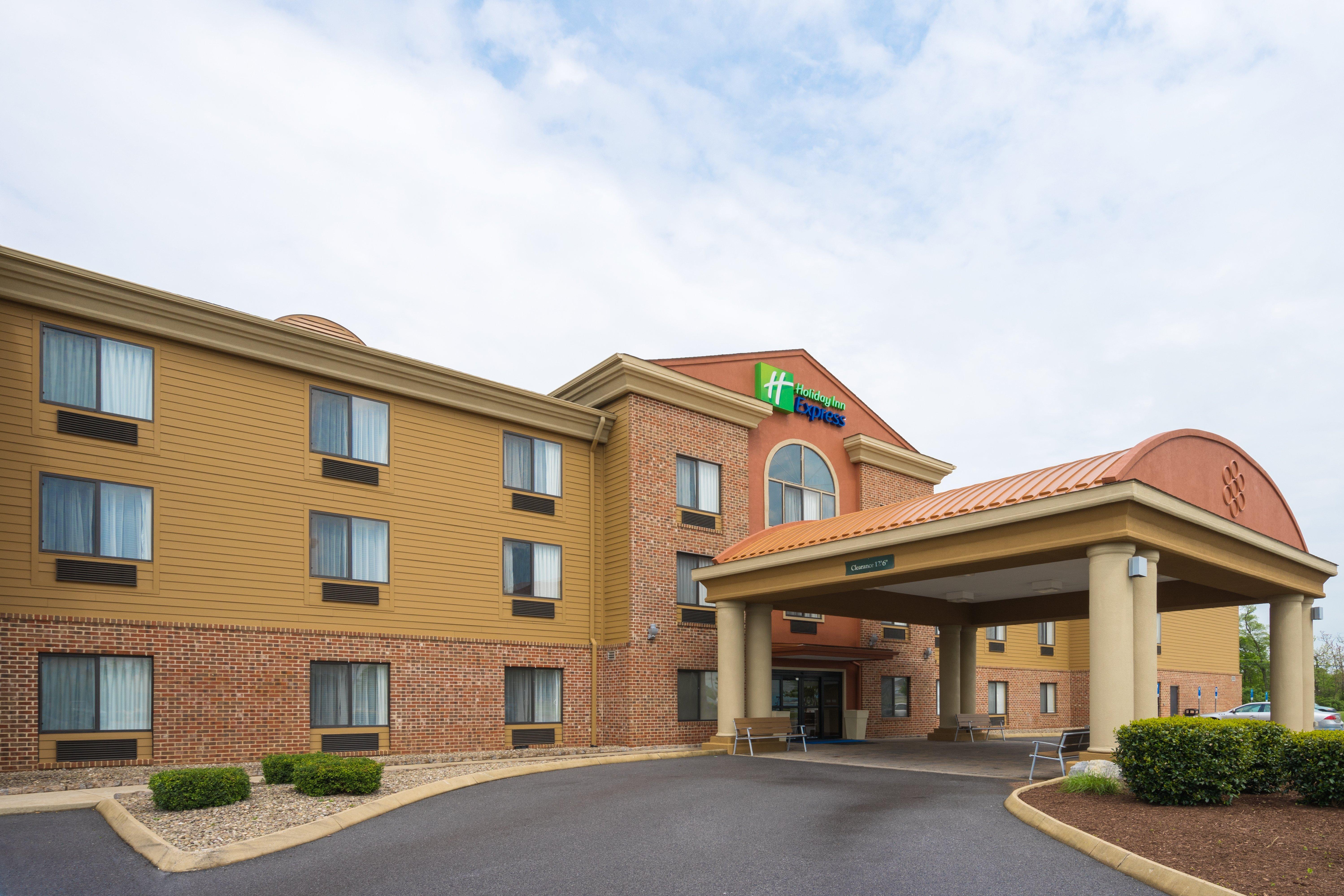 Holiday Inn Express Charles Town By Ihg Shenandoah Junction Extérieur photo