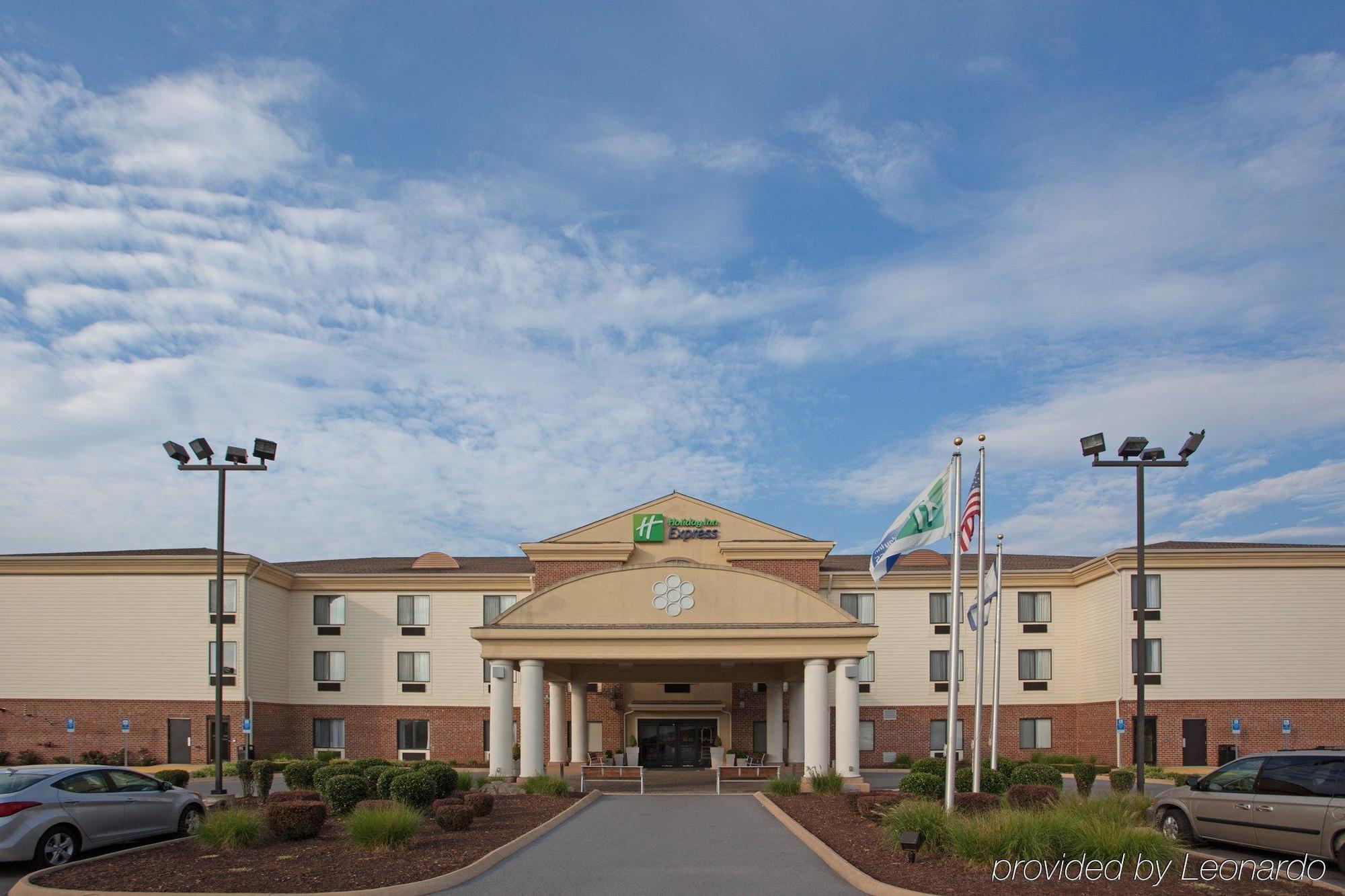 Holiday Inn Express Charles Town By Ihg Shenandoah Junction Extérieur photo