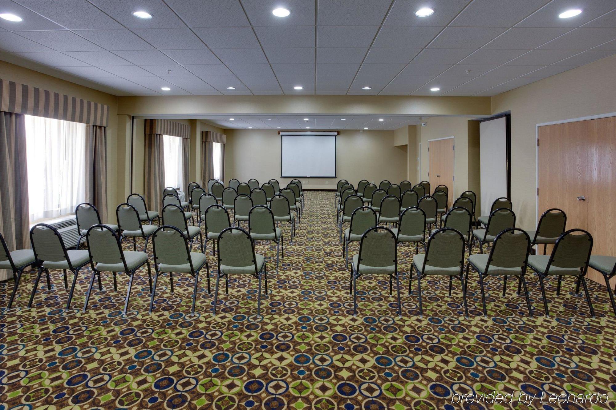 Holiday Inn Express Charles Town By Ihg Shenandoah Junction Extérieur photo