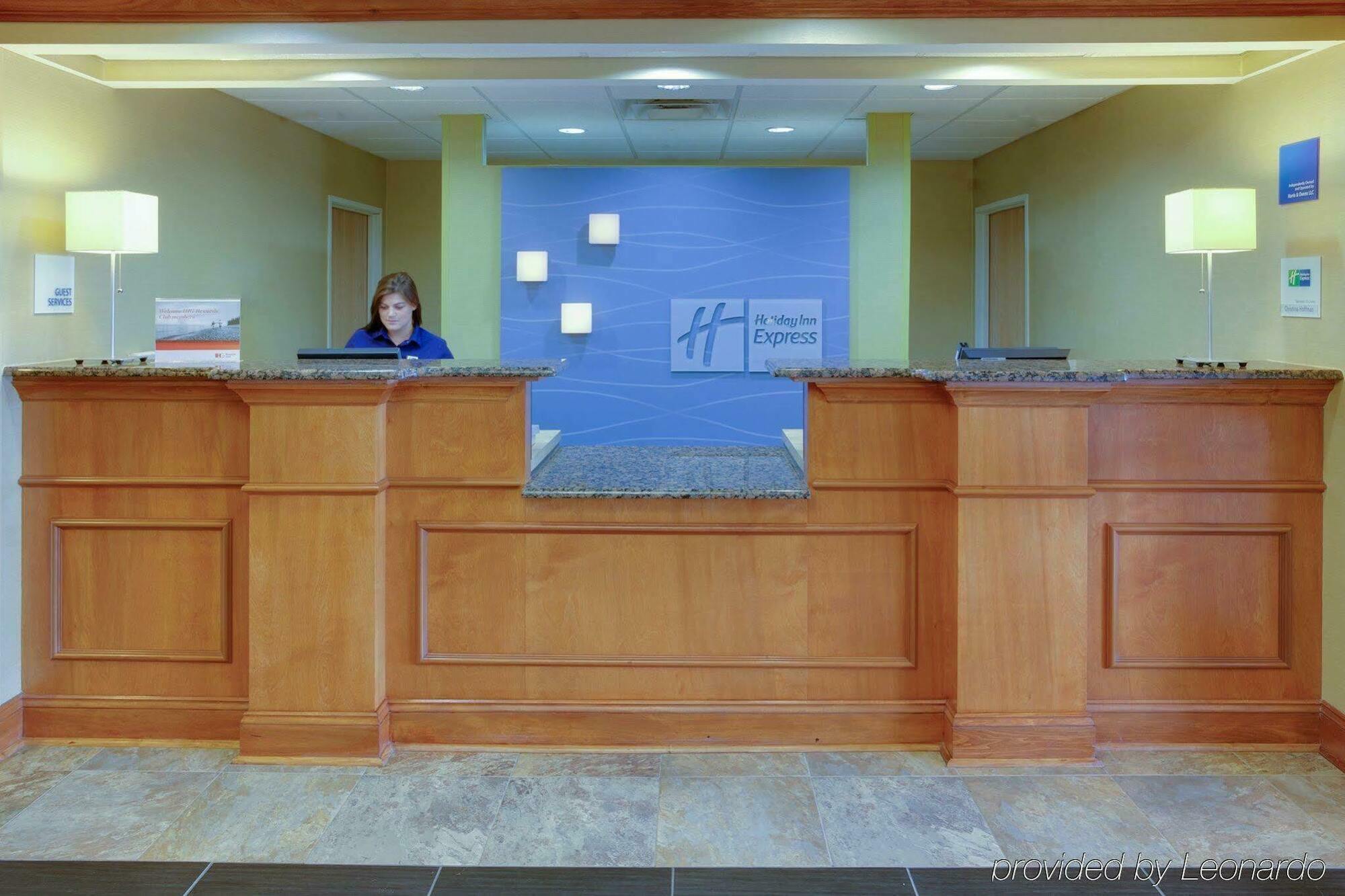 Holiday Inn Express Charles Town By Ihg Shenandoah Junction Extérieur photo