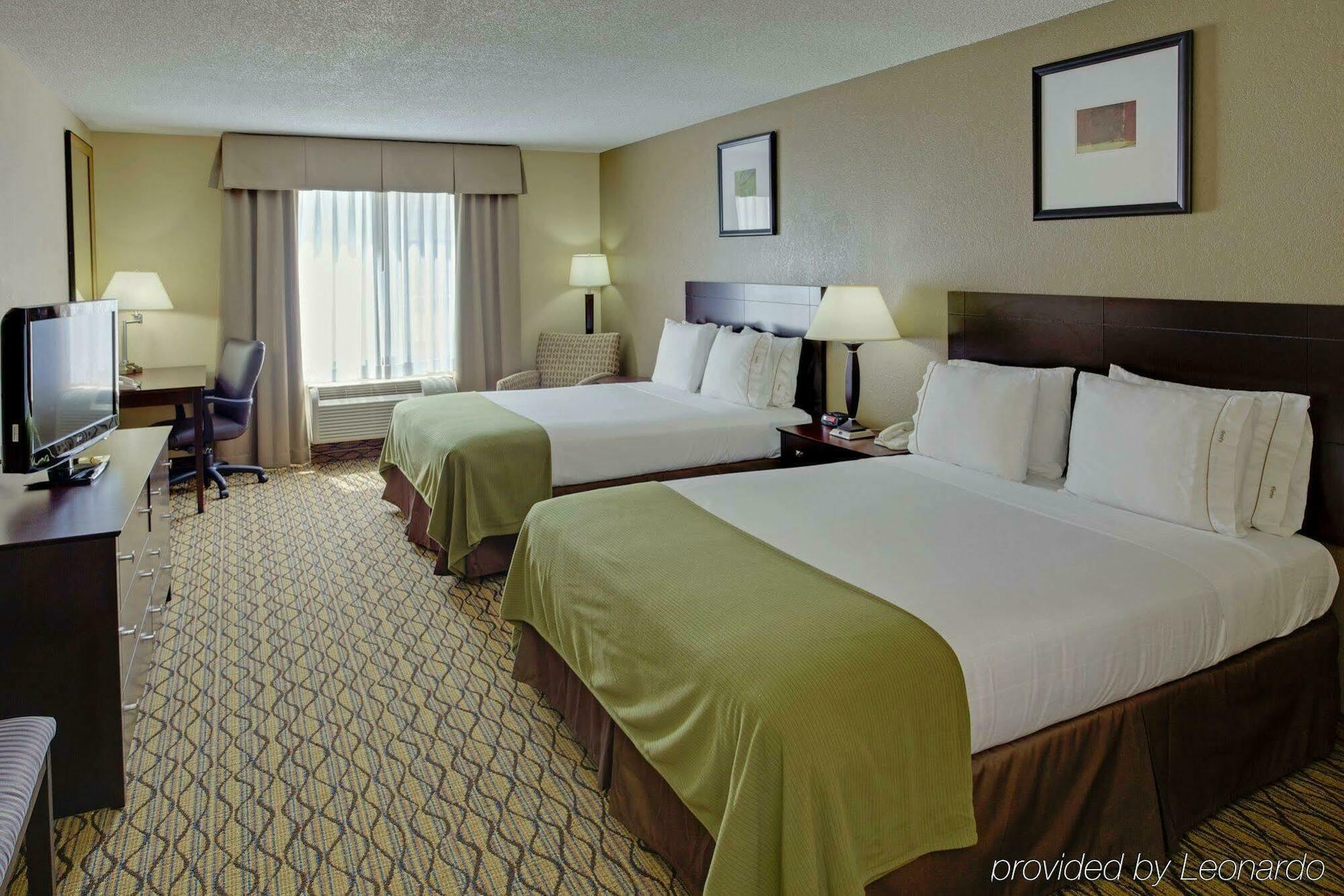 Holiday Inn Express Charles Town By Ihg Shenandoah Junction Extérieur photo